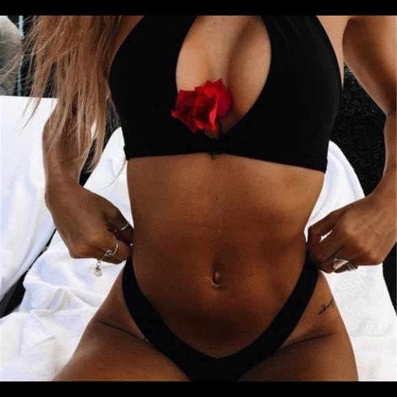 BIKINI BLACK (MEDIUM AND LARGE AVAILABLE) SAME DAY - Picture 5 of 8